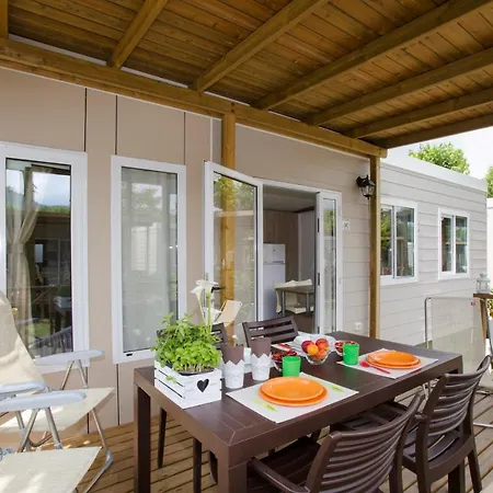 Camping Del Sole Village Iseo Exterior photo